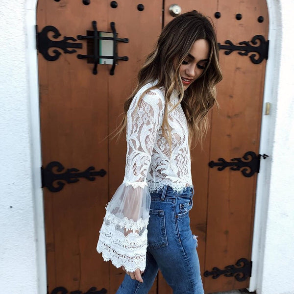 New Fashion Summer bell sleeve laced crop tops sexy&Club Flar Sleeve o-neck white blouses ladies casual shirts