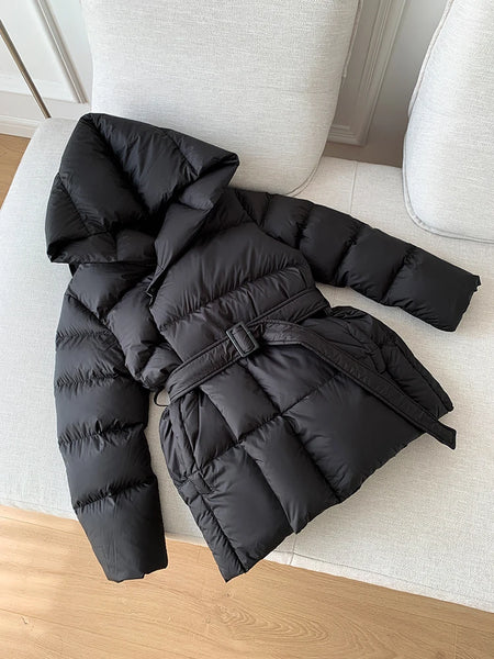 Winter Women's Down Jackets Ultra Light Warm Cusual Coat Female Puffer Jacket With Belt Plus Size Hooded Short Parka