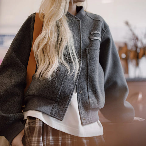 Women’s Thick Wool-Like Baseball Jacket Short Coat Loose Fit Ribbed Cuffs Pockets Embroidered Autumn Winter Outerwear