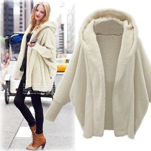 Autumn and Winter Plush Jacket for European and American Women, Solid Color Long Sleeved Hooded Loose Plush Jacket for Women