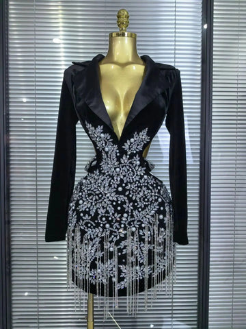 Black Color Women Long Sleeve Sexy V-Neck Waist Hollow Out Bodycon Mini Dress Velvet Shinning Diamond Chain Evening Party Dress