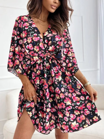 Women's Fashionable Short Sleeved Loose Casual V-neck Floral Print Sexy Short Sleeved Short Style Dress