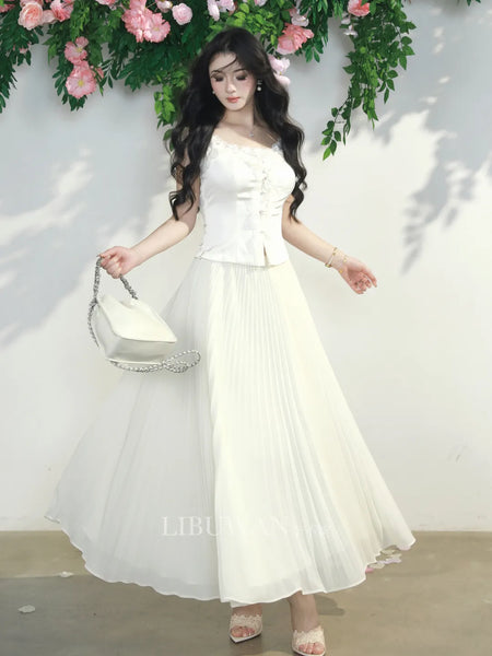 Waltz Flowy A-line Pleated Skirt for Hips Coverage and Effect Ethereal and Elegant Maxi