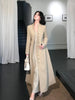 Exquisite and Chic Mid-Length Coat: A Timeless Vintage Piece Flattering Silhouette Delicate Gold Buttons and an Air of Refined Sophistication