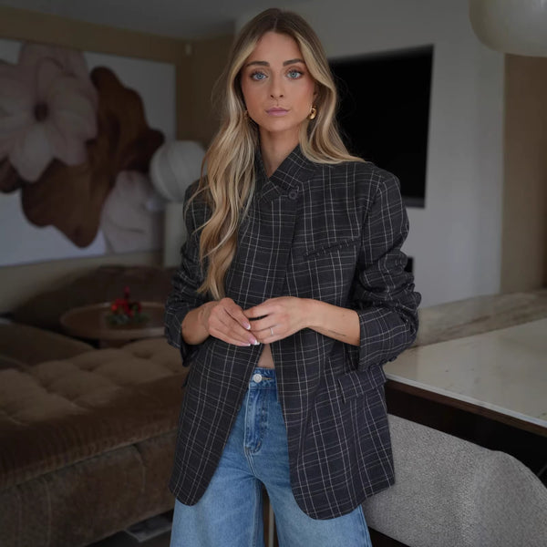 Women's Regular Fit Single Breasted Polyester Solid Color Suit Collar Socialite Style Blazer for Spring in Casual Elegance