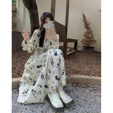 Women's Floral Long Dress, Long Sleeves and Defined Waist