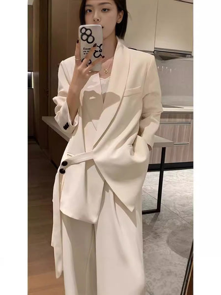 Women's Loose Fit Double Breasted Tr Fabric Solid Color Suit Collar Long Sleeve Blazer with Straps for Office in Autumn