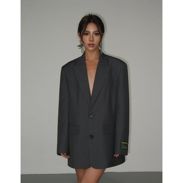 Women's Oversized Blazer, Padded Shoulders, Lapel Collar and Long Sleeves