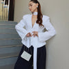 Women's Single-Breasted V-Neck Blazer with a Cinched Waist and Long Sleeves