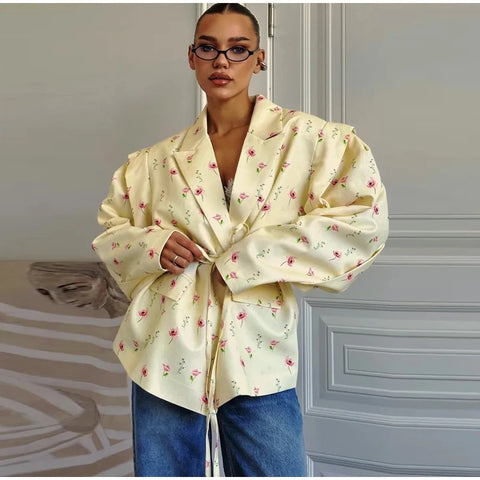 Women's Floral-Print Blazer with Lapels Long Sleeves and a Lace-Up Waist