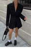 Women's Slim-Fit Black Blazer with Long Sleeves for Spring and Autumn