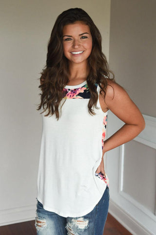 2022 New women tops casual and sexy sleeveless women clothing floral women summer tank tops gray