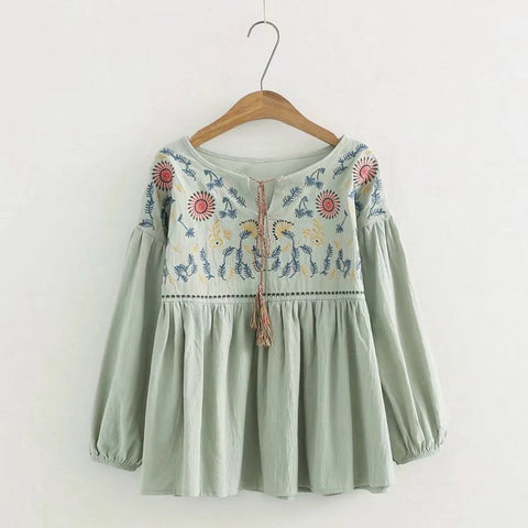 White Blouse Blusas Female Women Tops Flower Embroidery Cotton Linen Women Blouses Vintage Women Shirts