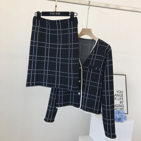 2022 autumn products Han Fan ins gentle wind classic plaid knitted jacket + high waist skirt temperament set