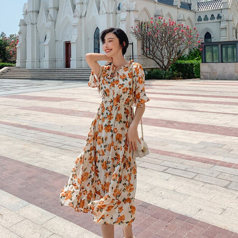 2022 summer small fresh beach floral dress waist length short sleeve dress