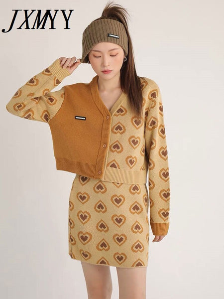 2023 Retro Autumn And Winter And Elegant Temperament Contrast Color Stitching Knitted Skirt Women's Two-Piece Set