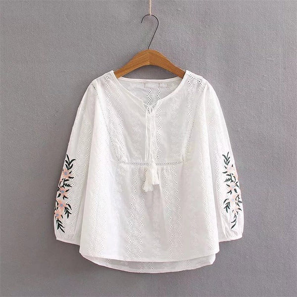 4 Xl Floral O-Neck Embroidery Shirts Long Sleeve Lace Up Plus Size Cotton Blouses Tassel Puff Sleeve Ethnic Blouses