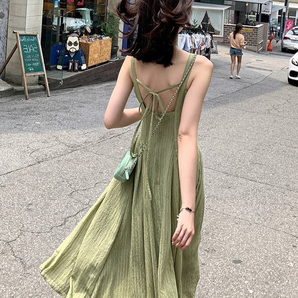 Balinese beach skirt female Sanya, Thailand beach holiday photo open back long skirt super fairy suspender dress