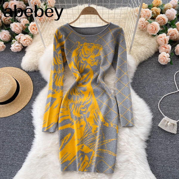 Design Tiger Jacquard Knitted Dress Women Long Sleeve O Neck Slim Pencil Dresses Autumn Winter Bodycon Sweater Dress