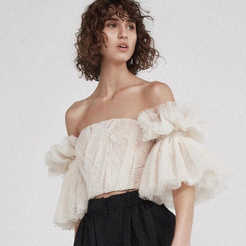 New Summer Fold Stitch Short Mesh Temperament Horn Sleeve Slash Neck Straples Sexy Women Fashion Tide Tops LA192