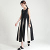 [EAM] Women Black Contrast Color Long Dress Round Neck Sleevelesss Loose Fit Tide Spring Summmer 2023 1DD7669