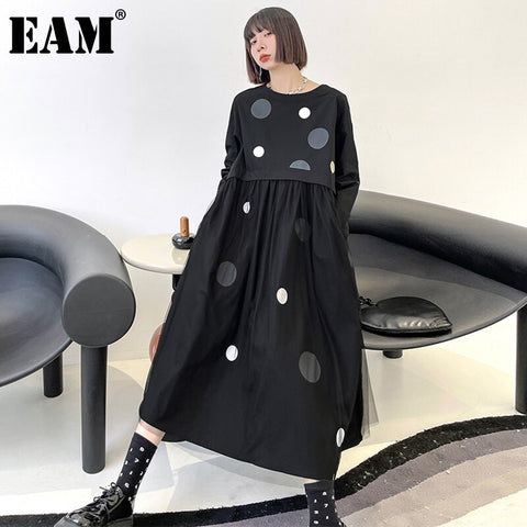 [EAM] Women Black Dot Big Size Long Pleated Dress Round Neck Long Sleeve Loose Fit Tide Spring Autumn 2022 1DE1704