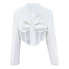 [EWQ] Chic Lace Spliced Hollow Out Expose Waist Short Blazers Women Autumn 2022 Slim V-neck Suit Jacket Tide 16R698