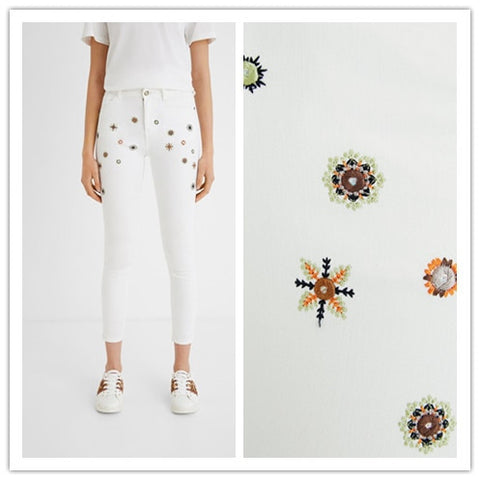 Exquisitely embroidered jeans in Spanish style