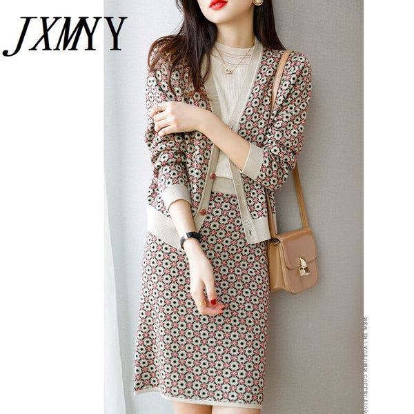imCharms Retro Floral Age Reduction Suit Female 2023 Spring And Autumn Wool Knitted Cardigan Skirt