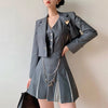 SHENGPALAE Chic Metal Chain Single Button Short Blazer And High Waist Pleated Contrast Color Mini Skirt For Women 5E3375