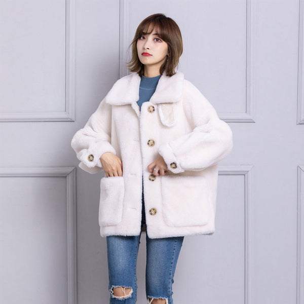 Sheep Shearing Overcoat Women Real Wool Coat Female Lapel Pockets Jacket Winter Warm Lamb Fur Coats Loose Outerwear