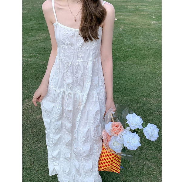 Summer 2022  Women's Gentle Temperament Sweet and Salty French Style Retro Minority White Suspender Dress
