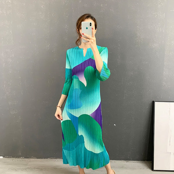 SuperAen Printed Loose Slim Autumn 2022 Three Quarter Straight V-Neck Casual Mid-Calf Dresses Women