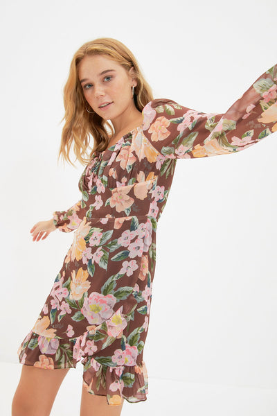 Trendyol Flounces Dress TWOAW22EL1761