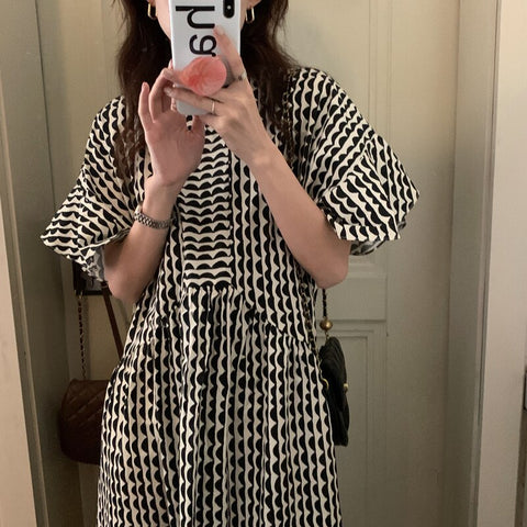 Vintage Oversize Waved Striped Long Dress Women Summer 2022  Butterfly Sleeve Loose Waist A-line Maxi Sundress