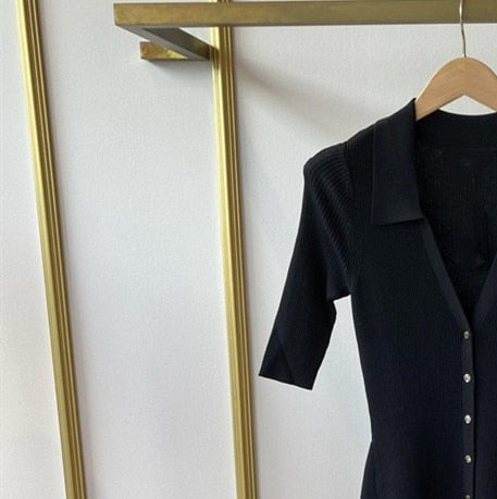 Women Short Sleeve Slim V-Neck Midi Dress Early Autumn Single Breasted Simple Knit Black Robe Female Dresses Knitwear